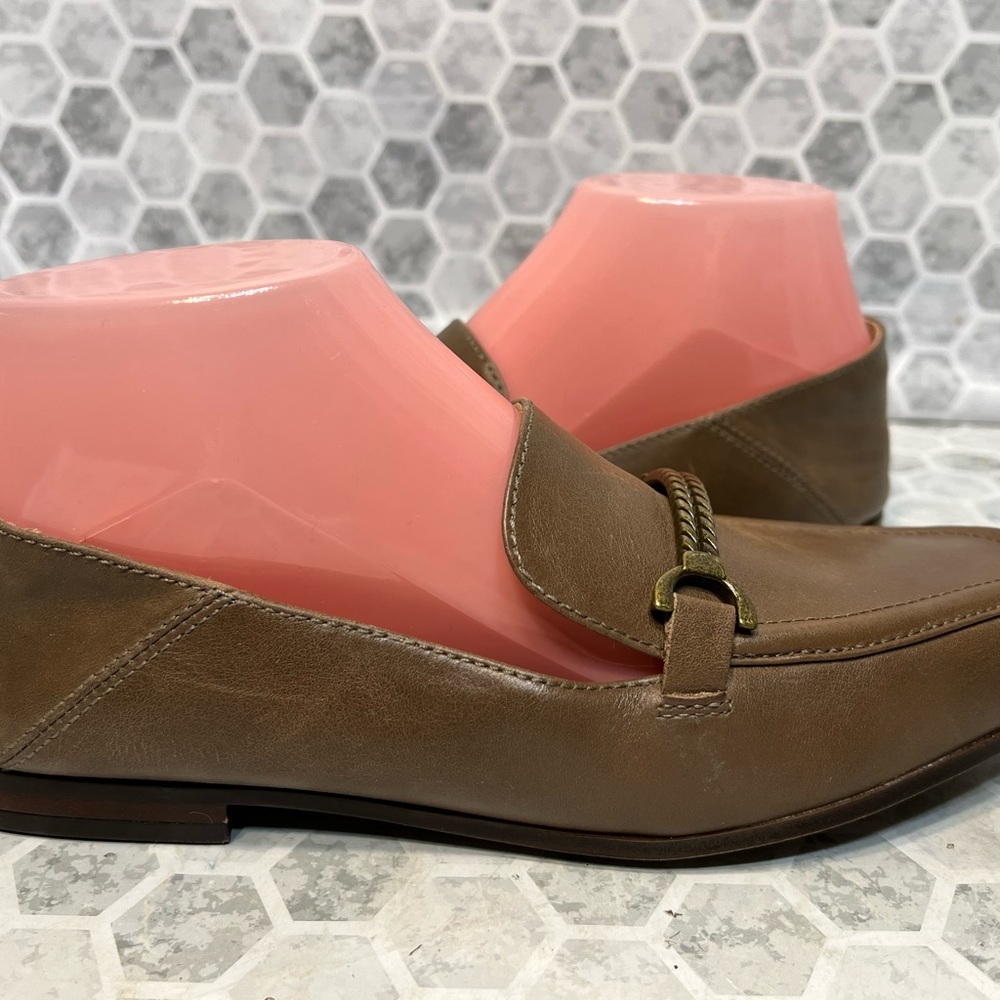 Patricia Nash Fia Leather Flat Loafers in Taupe with Buckle - Size 8 - Picture 4 of 10